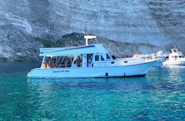 Foto van de boot van Gita in Barca Zorro Lampedusa tijdens de Boottocht rond Lampedusa met Lunch.