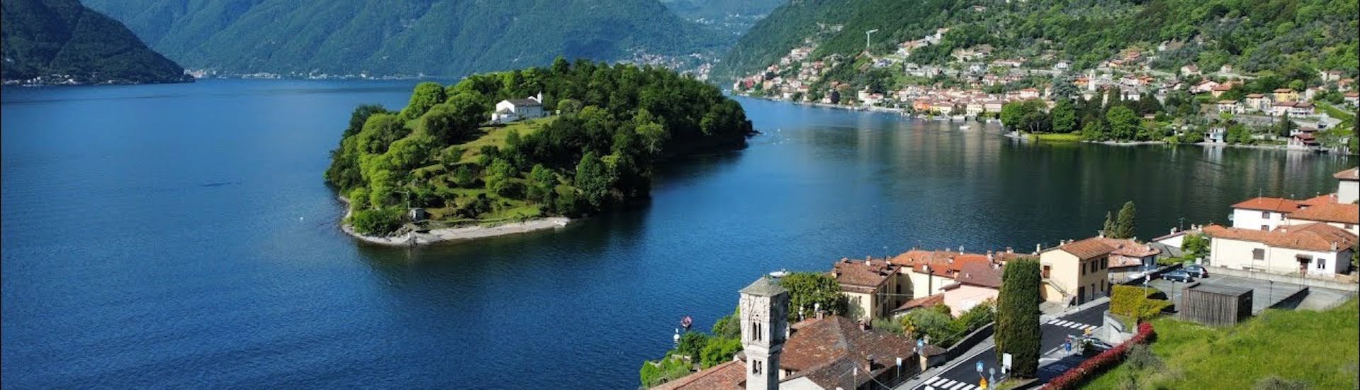 Boat Trip around Lake Como from Como to Varenna.