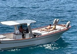 Vue du bateau lors de la Balade privée en bateau de Salerne à la côte amalfitaine avec Déjeuner avec Salerno Incoming Tour & Stay.