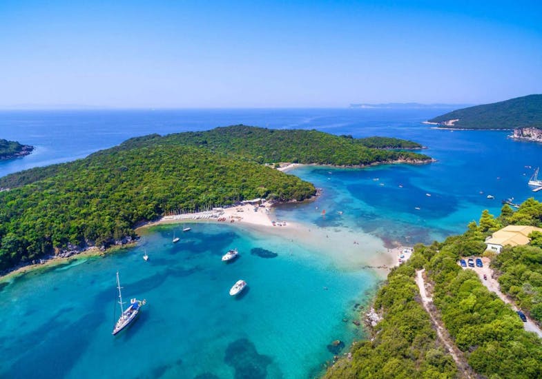 The Bella Vraka Beach were you go during the Boat Trip from Lefkimmi to Blue Lagoon, Syvota & Bella Vraka with Lunch with Captain Theo Corfu Cruises.
