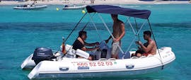 A boat to rent without license in Formentera for up to 6 people with Barco Rent Formentera.