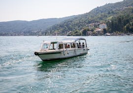 View of the boat used during the Boat Transfer from Baveno to Isola Bella and Isola dei Pescatori with Summer Boats Baveno.