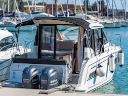 Our luxury boat, Merry Fisher, is ready to welcome you and your loved ones on board during the Boat Rental in Pula (up to 6 people) with BELLEN Boat Rental.