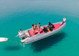 RIB-Bootstour von Alghero entlang der Riviera del Corallo mit Schnorcheln mit Reef Cruise Alghero.