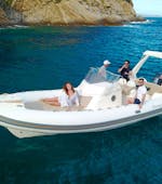 Gita privata in barca da Ibiza Città a Ibiza Città  e bagno in mare con Nautipic Ibiza.