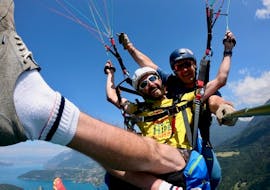 Thermisches Tandem-Paragliding am Lac d'Annecy ab Doussard mit K2 Outdoor Annecy.