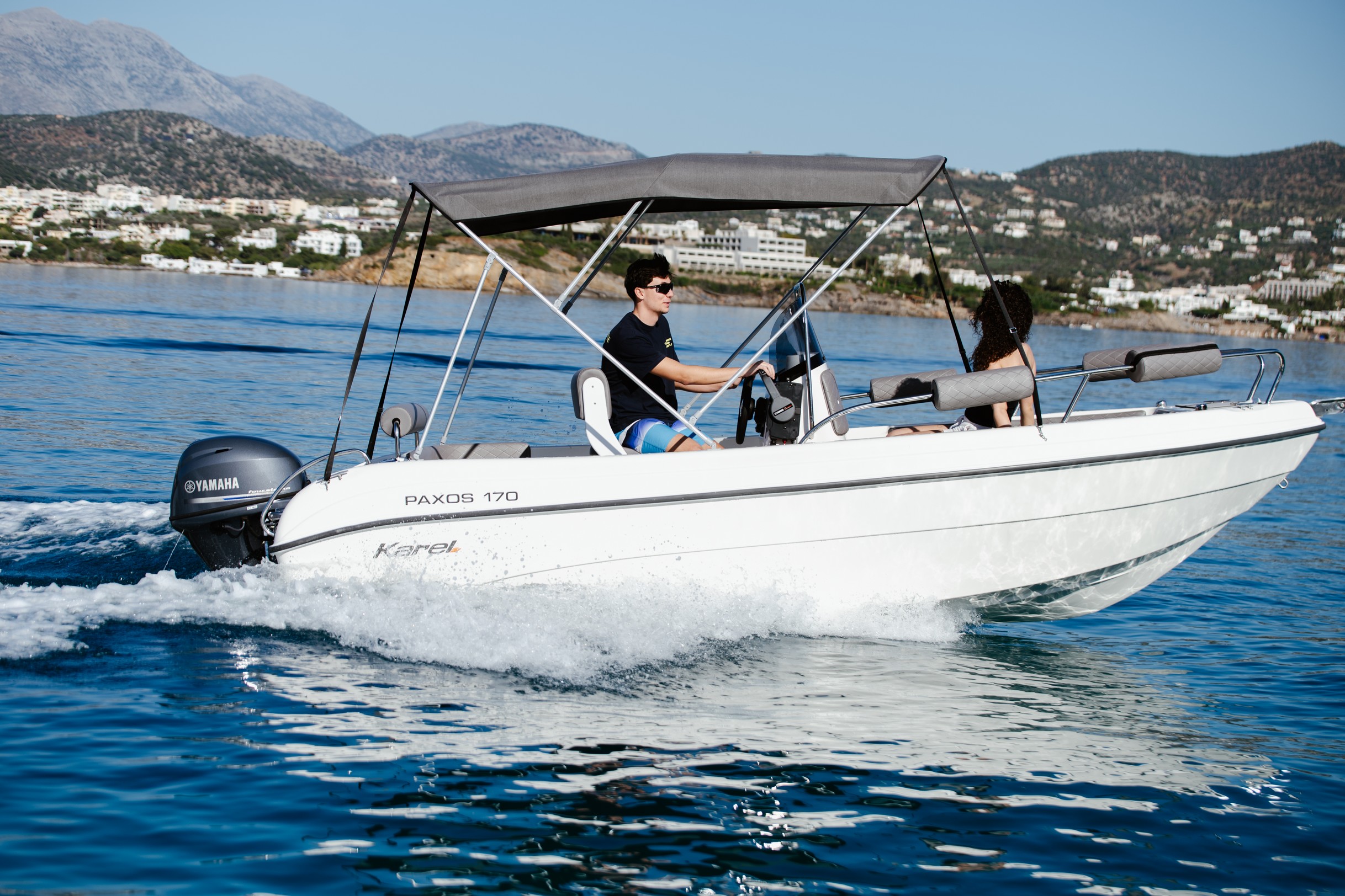 Bootsverleih in Agios Nikolaos (bis zu 6 Personen) ohne Führerschein.