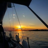 Blick vom Boot während der Privaten Segeltour ab Santa Maria di Leuca mit Aperitif bei Sonnenuntergang mit Morgana Sailing Leuca.