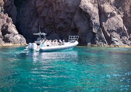 Gita privata in barca da Porto (Corsica) a Golfo di Girolata  e bagno in mare con Avventu Event's Porto.