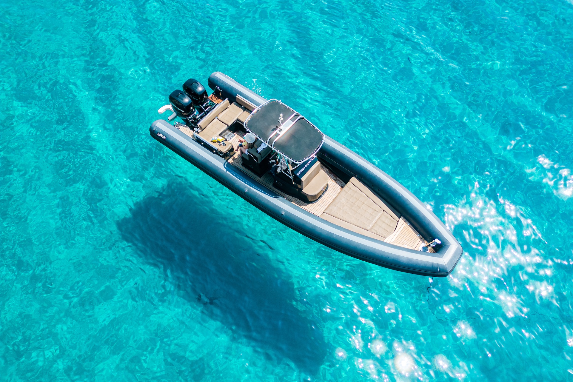 RIB Bootstour ab Cagliari mit Schwimm- & Schnorchelstopps mit Sardinia Dream Tour Cagliari.