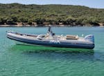 RIB-Bootsverleih in Porto Rotondo (bis zu 10 Personen) mit Führerschein mit Summer Service Boat Rental Porto Rotondo.