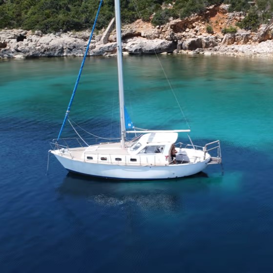 Private Half-Day Boat Trip from Alghero to Capo Caccia with Apéritif from Escursioni in Barca Alghero.