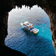 Bootstour von Capri - Blaue Grotte mit Sightseeing mit Fiore Sea Excursions Capri.