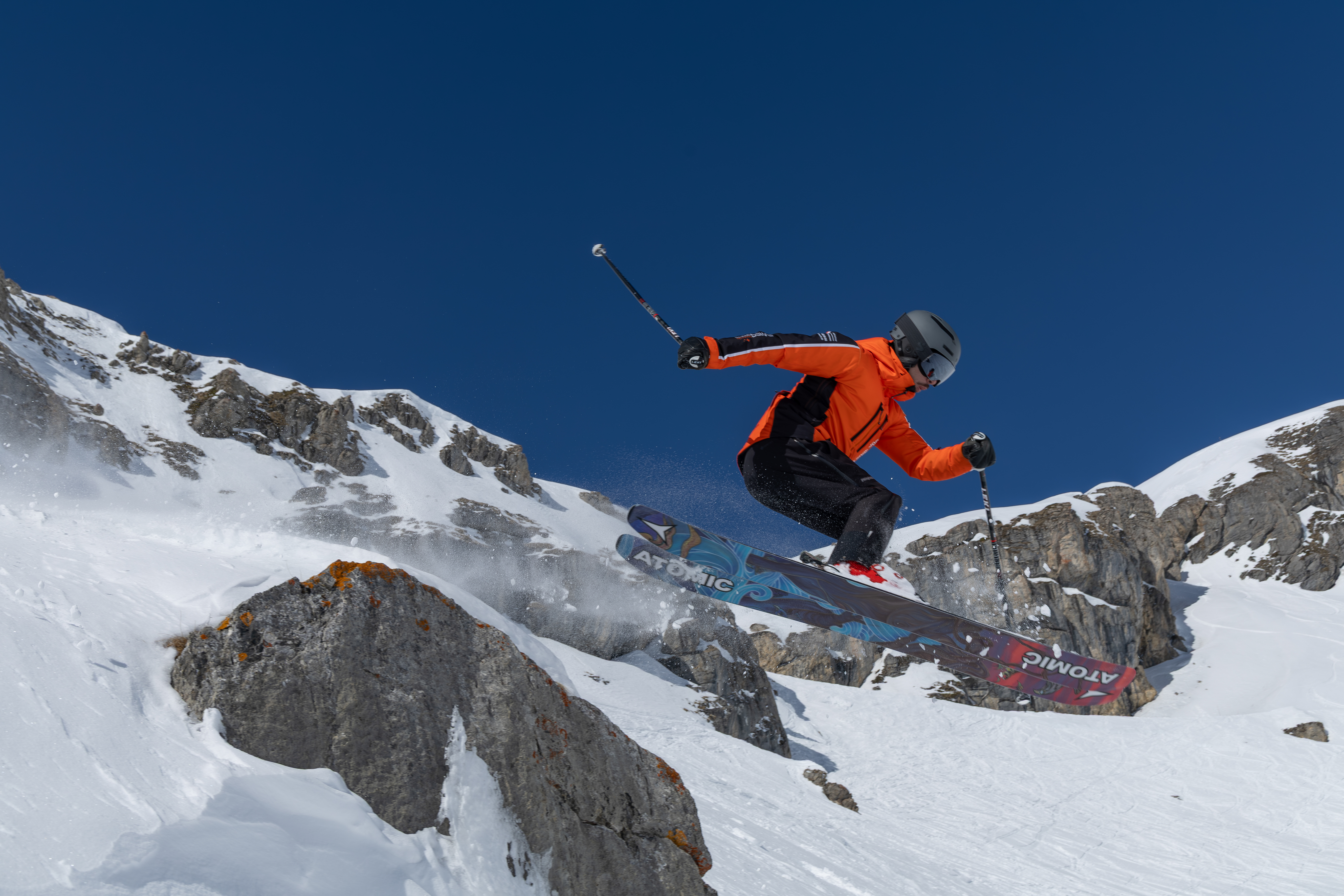 Private Off-Piste Skiing Lessons - Crans-Montana.