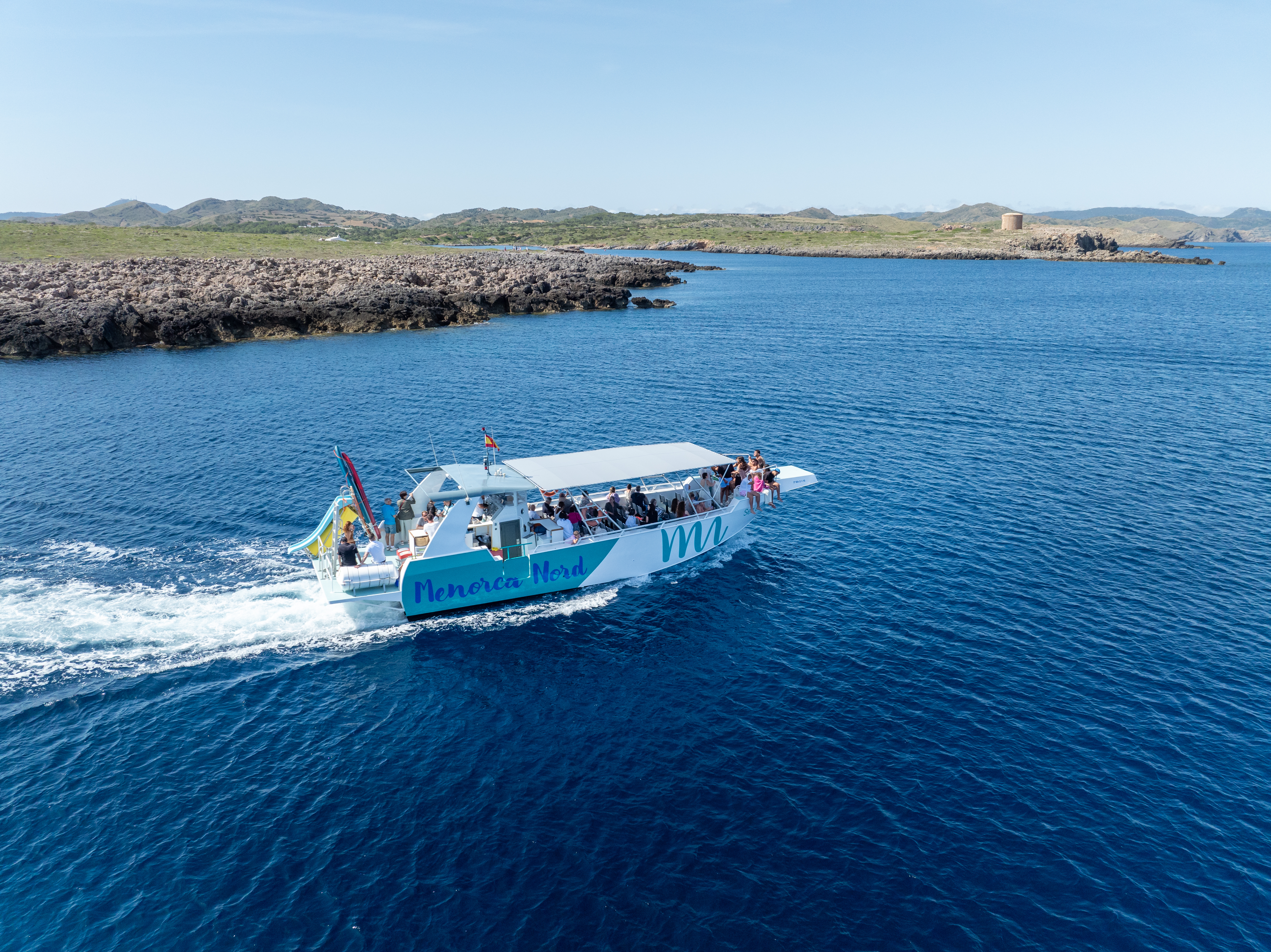 Balade en bateau Fornells - Cala Pregonda  & Baignade avec Menorca Nord.