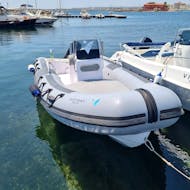 The RIB boat you can use during the RIB Boat Rental in Marzamemi (up to 7 people) with Victory Noleggi Marzamemi.
