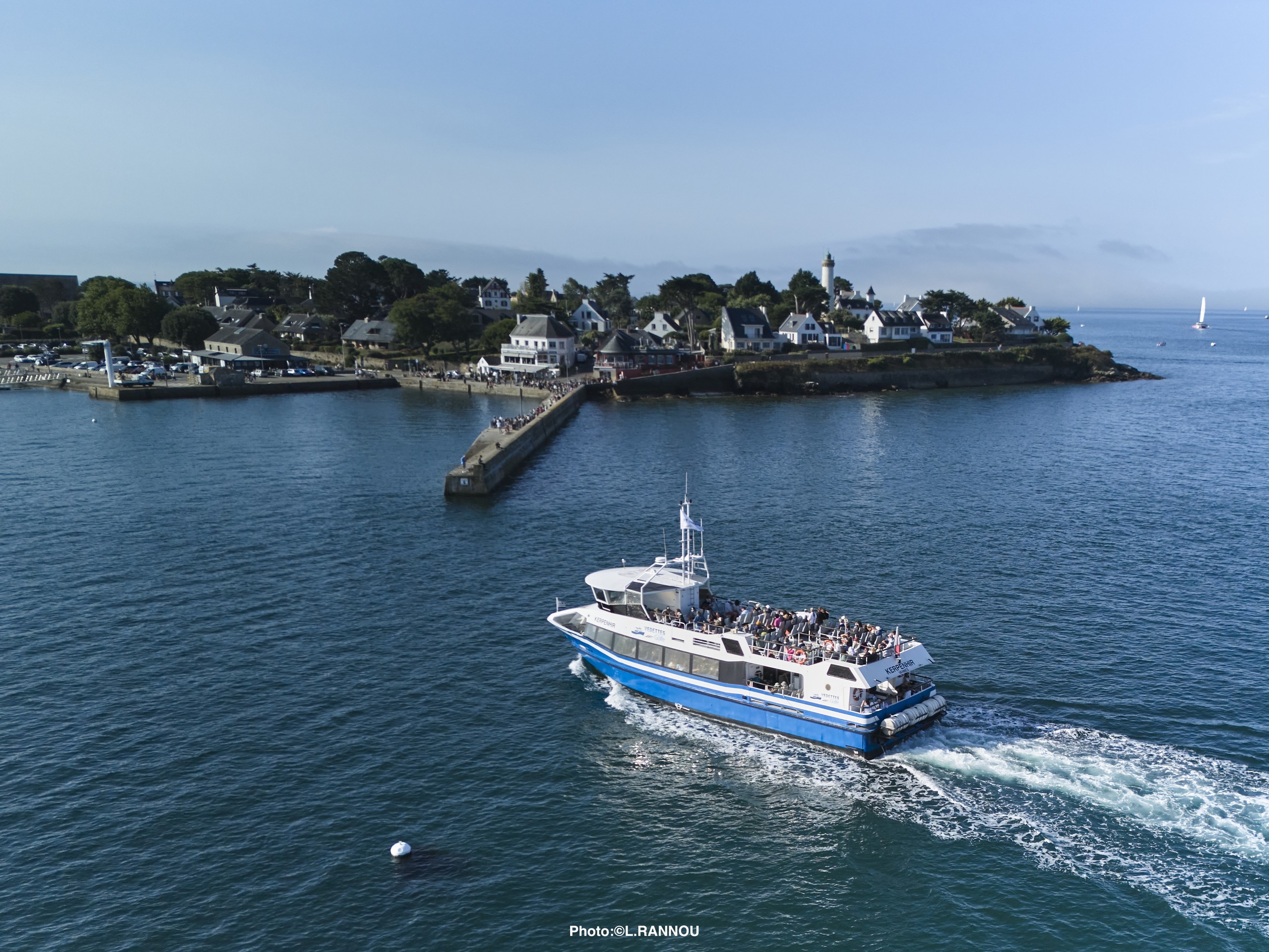 Paseo en barco de Arzon a Isla de Hoedic con visita guiada con Vedettes du Golfe.