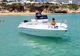 Gita in barca privata da Avola a Marzamemi con snorkeling con Ioniam Rent Boat Avola.