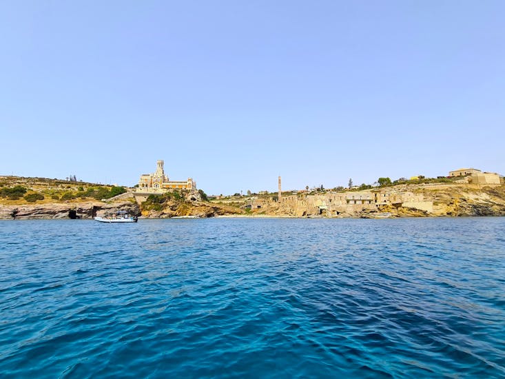 Private Boat Trip from Avola to Marzamemi with Snorkeling.