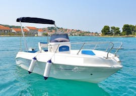 The Blumax boat during the Boat Rental in Castellammare del Golfo (up to 6 people) with Passione Blue Castellammare del Golfo.