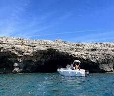 Some participants explore the coast of Salento thanks to the boat rental in Santa Maria di Leuca (up to 8 people) with Nautica Marilor Leuca.