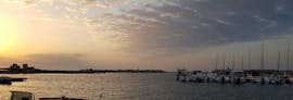La baie ou le coucher de soleil est le plus beau lors de la Balade en bateau au coucher du soleil de St. Julian's au Lagon Bleu avec Sun & Fun Watersport Malte.
