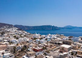 View of Santorini, that you can visit during the Full-Day Boat Trip to Santorini Island from Heraklion with Swimming from Cretan Odyssey.