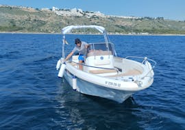 One of the boats during the boat rental in Alicante (up to 6 people) with licence with Samba Boats Alicante.