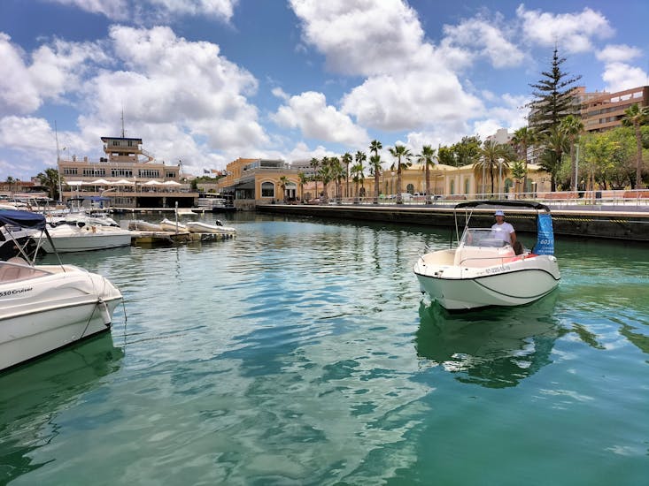 Views of the port during a boat rental in Alicante (up to 6 people) with licence with Samba Boats Alicante.