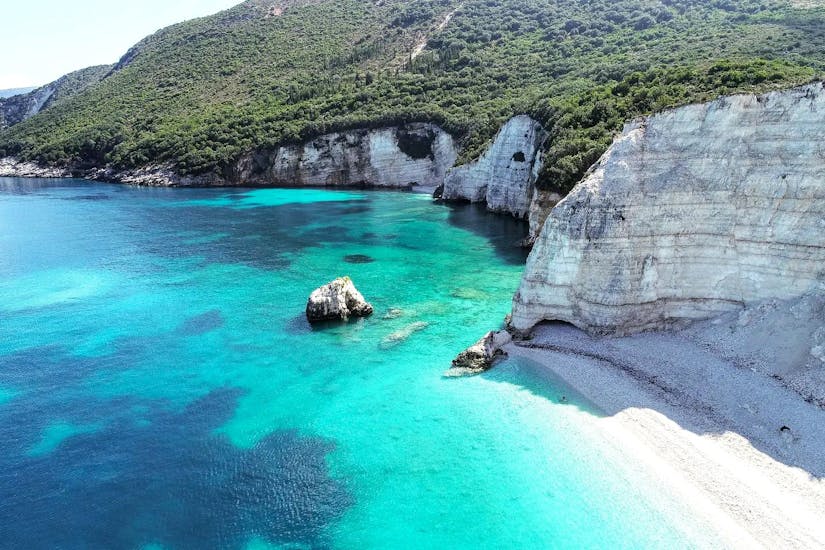 La vista durante la Gita in barca alle spiagge di Myrtos e Fteri a Cefalonia con pranzo con Fteri Water Taxi Agia Kiriaki.