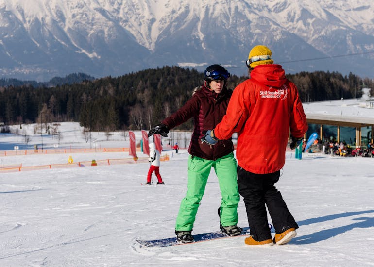 Privé snowboardlessen voor ervaren snowboarders met Ski- & Snowboardschule Innsbruck.