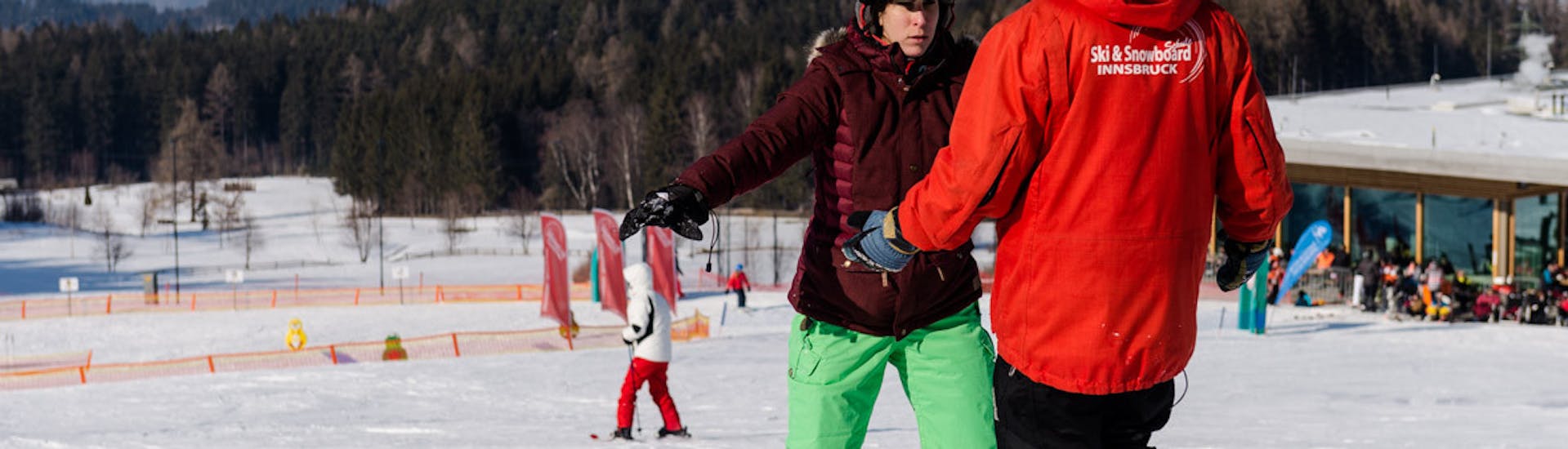 Privater Snowboardkurs für erfahrene Boarder mit Ski- & Snowboardschule Innsbruck.