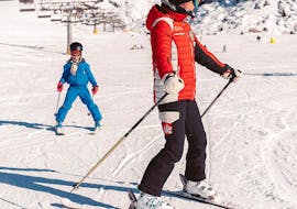 Lezioni private di sci per bambini (7-14 anni) per tutti i livelli con Scuola Sci Piani di Bobbio.