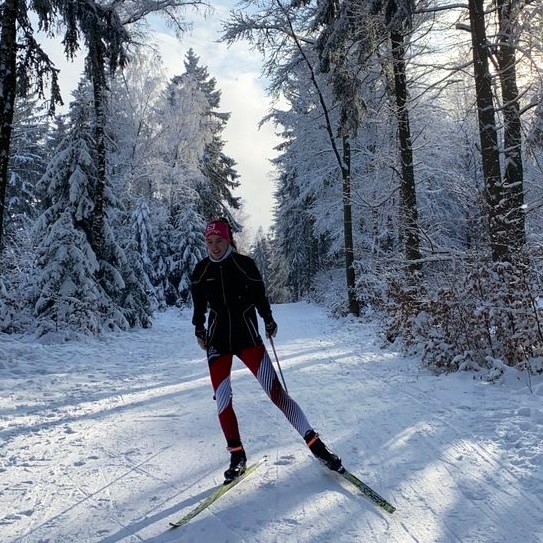 Lezioni di sci di fondo a partire da 4 anni per tutti i livelli con Skiverleih Schneider Events Geißkopf.
