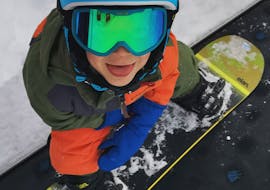 Snowboardlessen voor kinderen & tieners (6-14 j.) voor beginners met Heli's Skischule Saalbach-Hinterglemm.