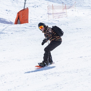 Private Snowboarding Lessons (from 6 y.) for Snowboarders with Experience