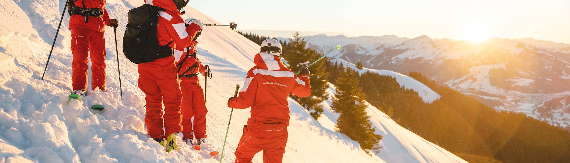 Clases de esquí privadas para adultos con experiencia.