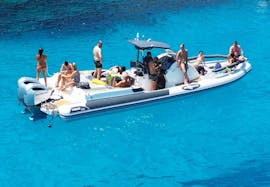 Paseo en barco privado de Riposto a Giardini Naxos con Mare and More Tour Trapani.