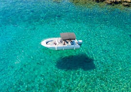 Paseo en barco privado a Trogir  & baño en el mar con Trogir Travel.