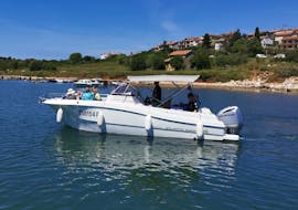 Alquiler de barco en Pula a lo largo de la Costa Istreana (hasta 12 personas) con FM Nautic Pula.