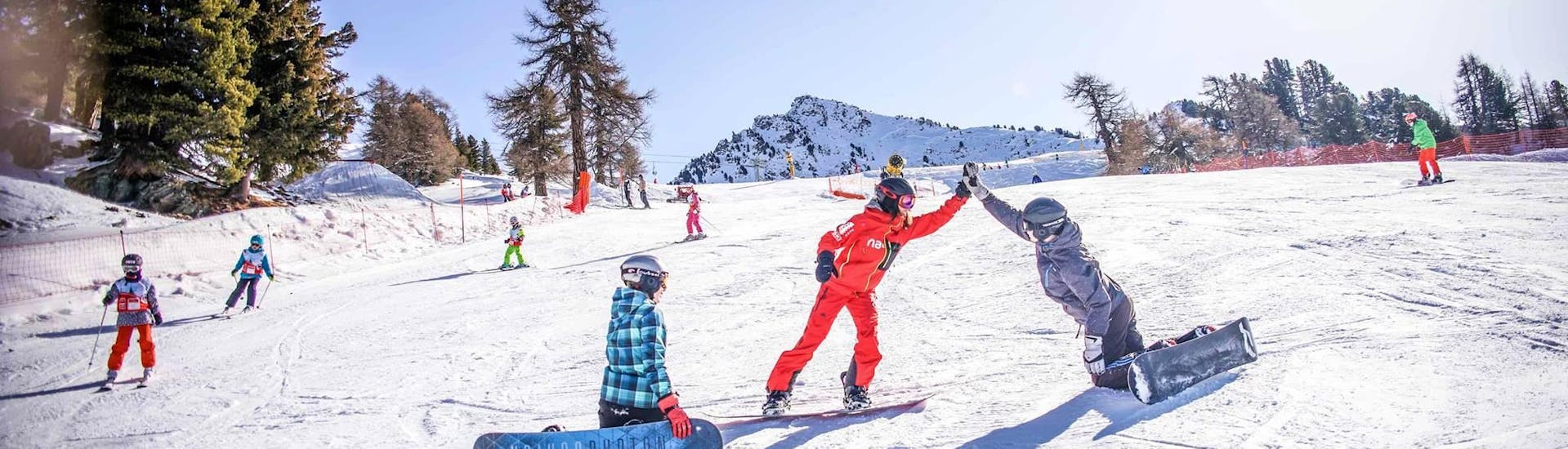 snowboarding-lessons-neige-aventure-hero