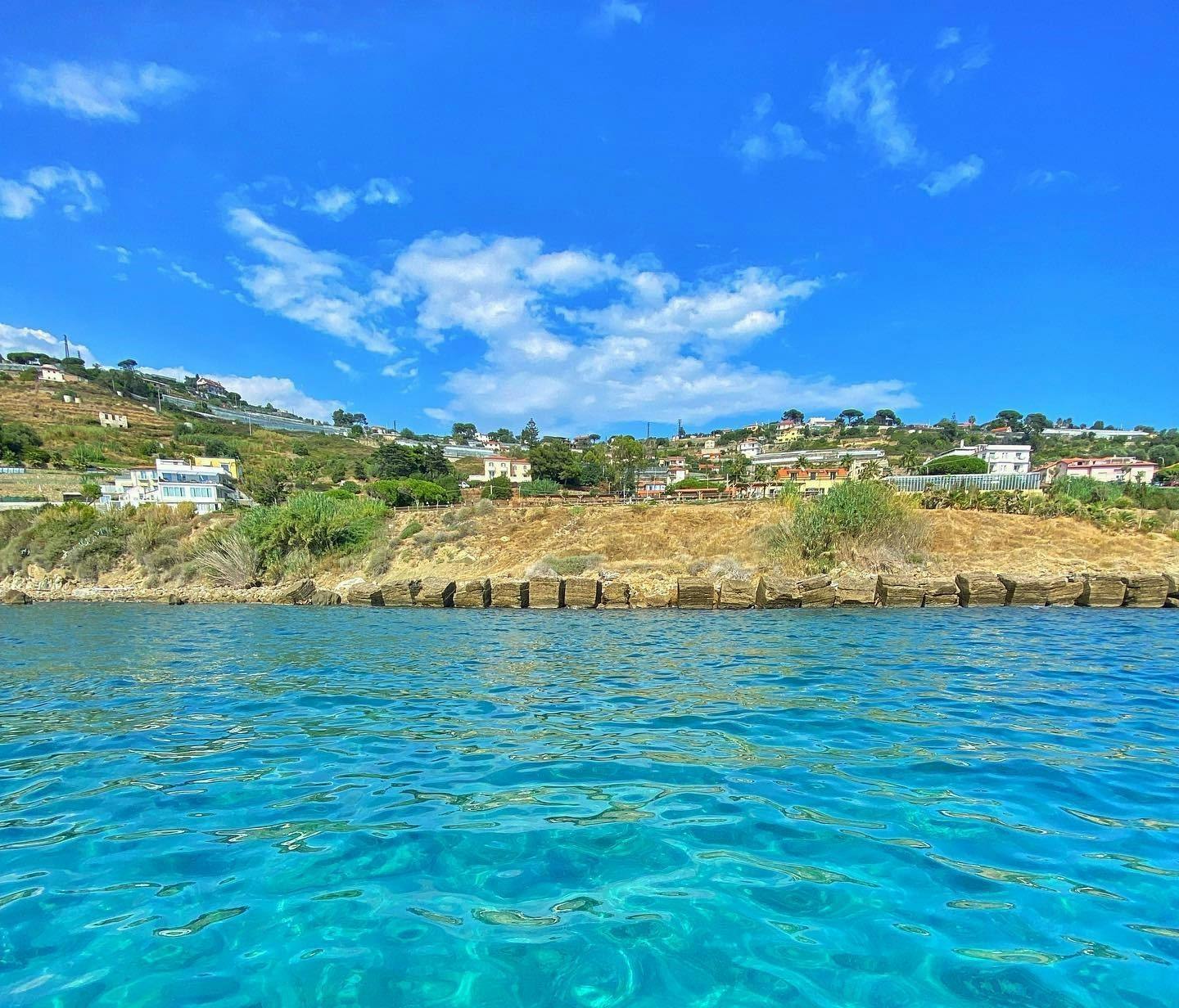 Private Boat Trip from Sanremo with Swimming Stops and Apéritif.