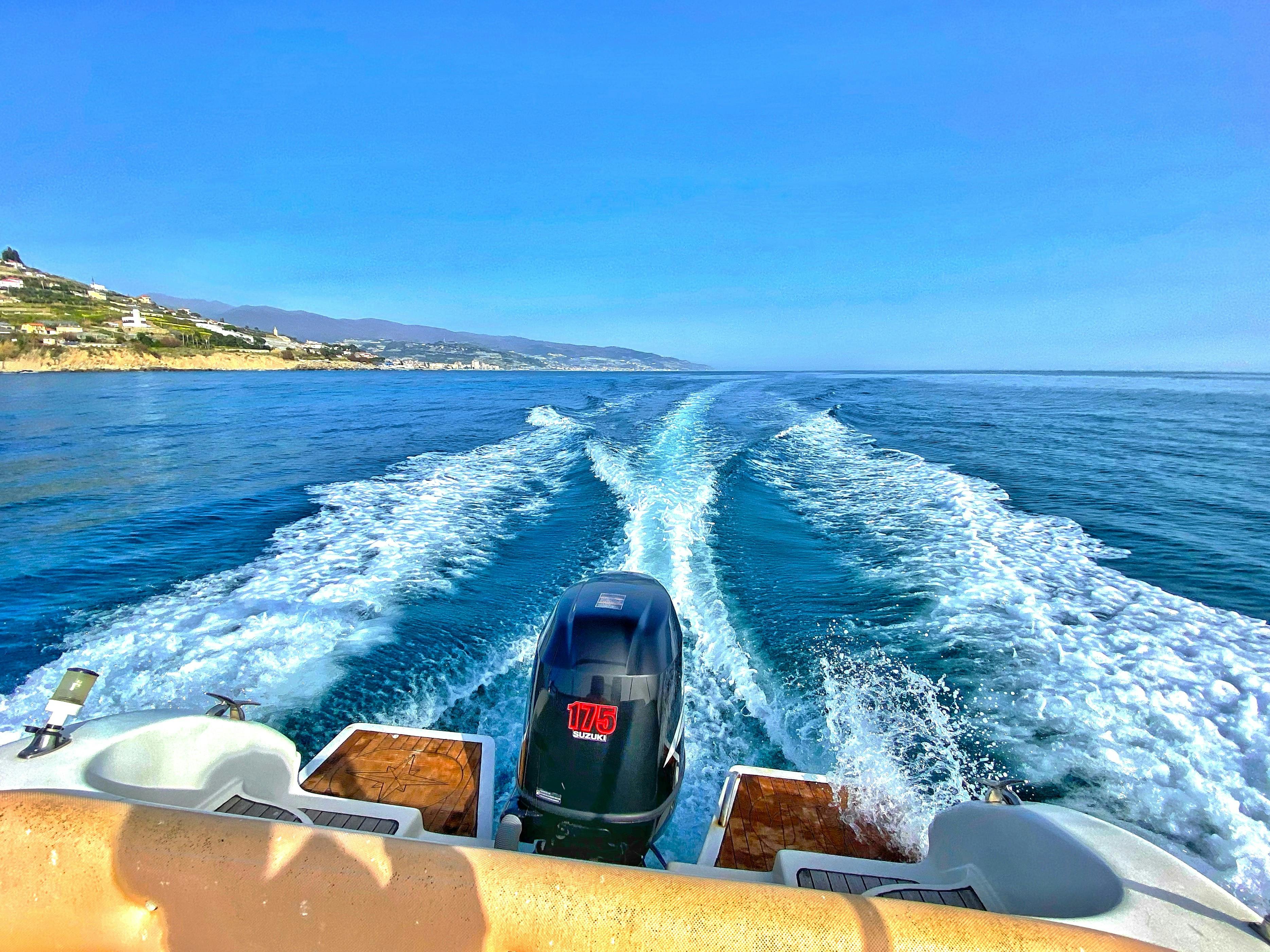 Private Boat Trip from Sanremo with Snorkeling & Apéritif from Liguria in Barca Sanremo.