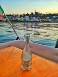 Giro in barca privata da Arma di Taggia con aperitivo al tramonto con Liguria in Barca Sanremo.