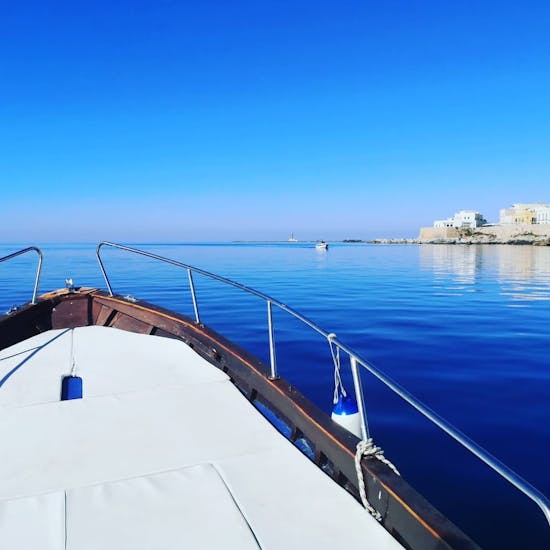 Sunset Boat Trip from Gallipoli to Sant'Andrea Island with Apéritif.