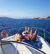 Paseo en barco privado a Capo Caccia  & baño en el mar con Alghero Escursioni in Barca.
