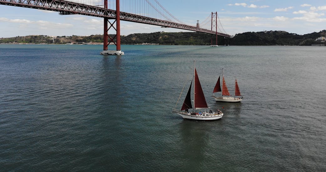Balade en voilier Lisbonne - Le Tage.