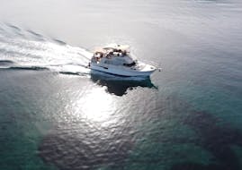 Paseo en barco de Malia a Limenas Chersonisou  & baño en el mar con Malia Cruises.