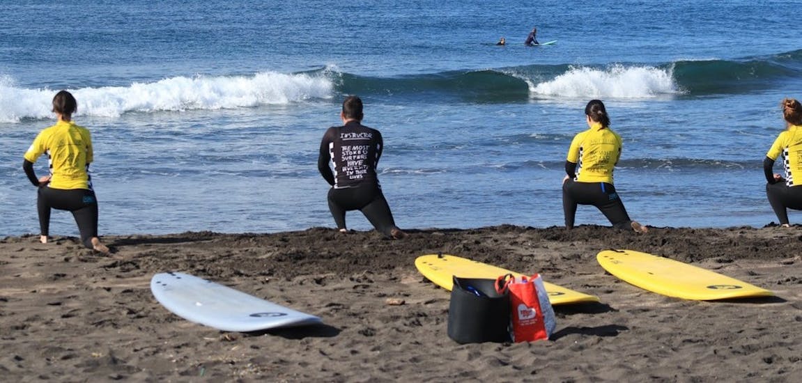 Curso de Surf Privado en Ponta Delgada a partir de 10 años para todos los niveles.