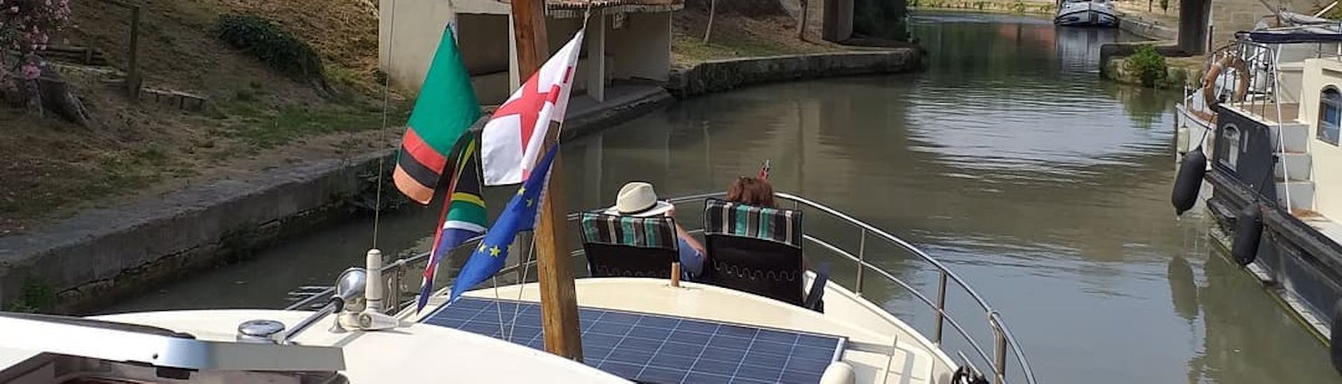 Exclusive cruisise boat on the canal du midi navigating upstream.